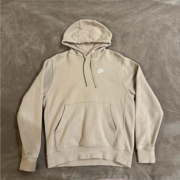 NIKE Crème Club Fleece Hoodie Size S - Picture 1 of 2